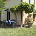 Il Torriano Gospodarstwo agroturystyczne Montefiridolfi